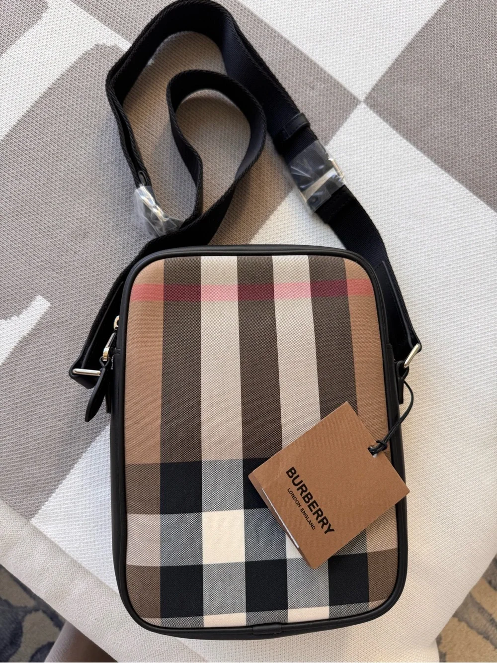 Burberry compact men’s